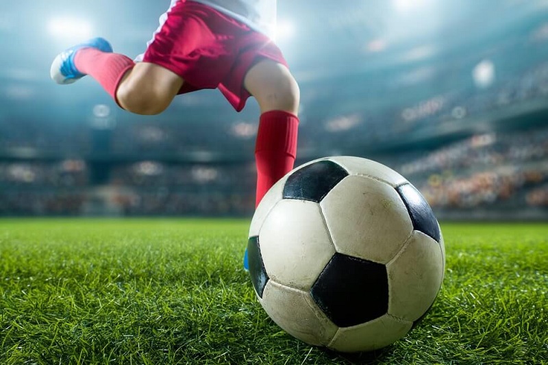  Football – Rules, fundamentals and history
