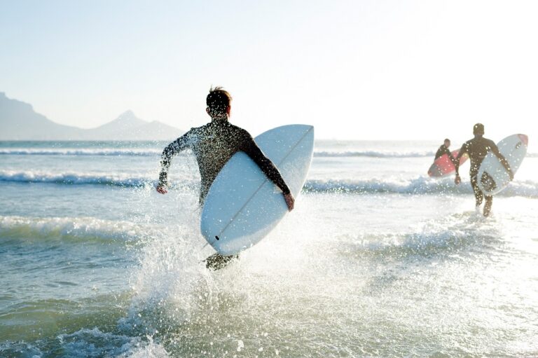 A Buyer's Guide For Choosing The Ideal Surfboard