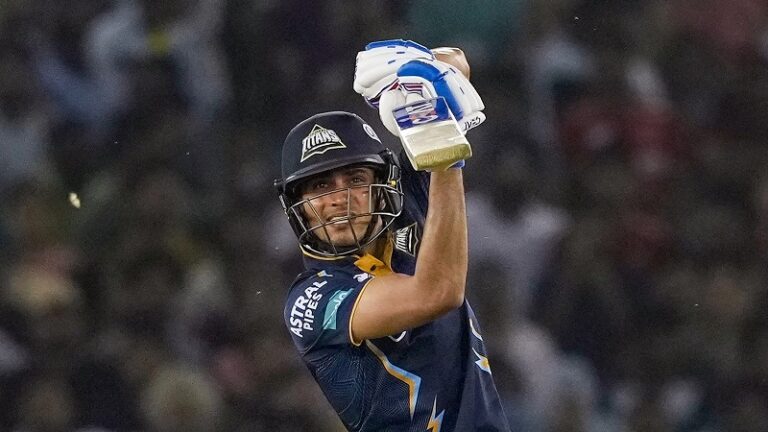 Live Cricket Score: Keeping Up with the Game