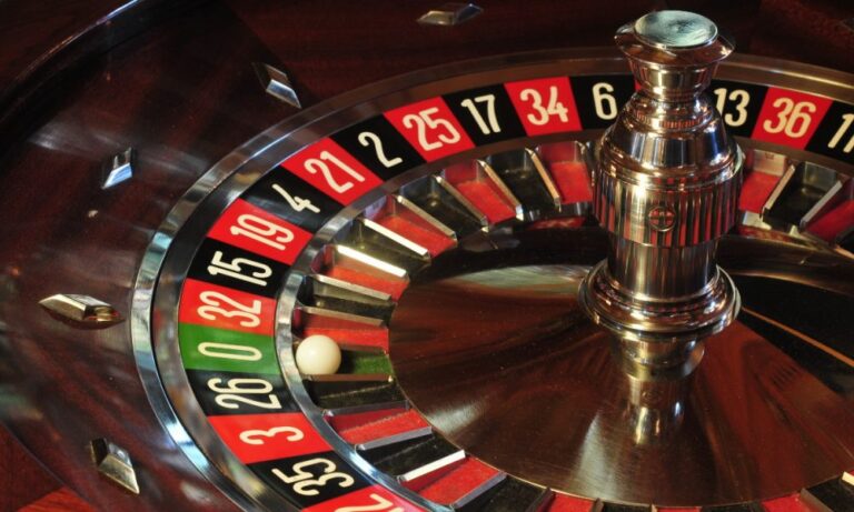 How online slots side games add variety and new ways to win